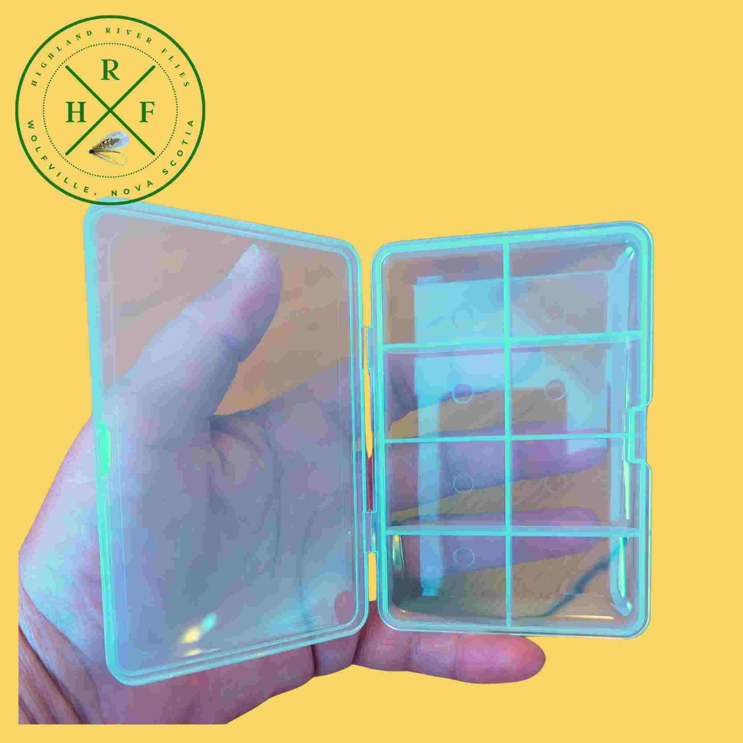 small fly box plastic with dividers